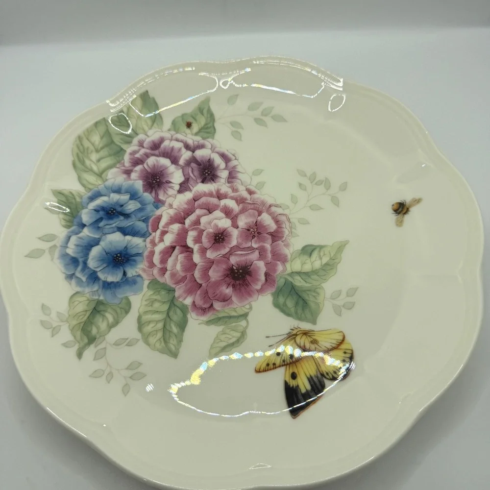 Lenox Butterfly‎ Meadow Hydrangea Porcelain Accent Plates Set of 4 Scalloped 9in